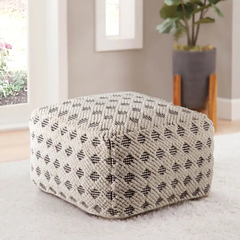  Kembel Pouf Ottoman
